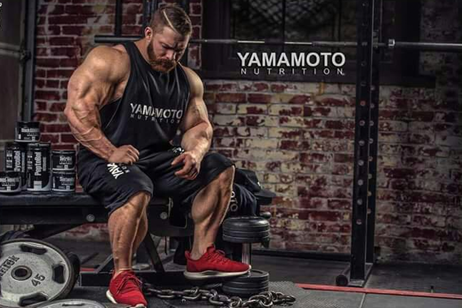 Фитнес тренировка за стегнати ръце | Мъже