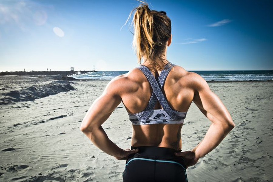 Фитнес тренировка подобряване на гърба | Жени