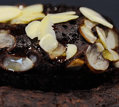 Шоколадова торта с бадемов крем – Рецепти Белчо Христов